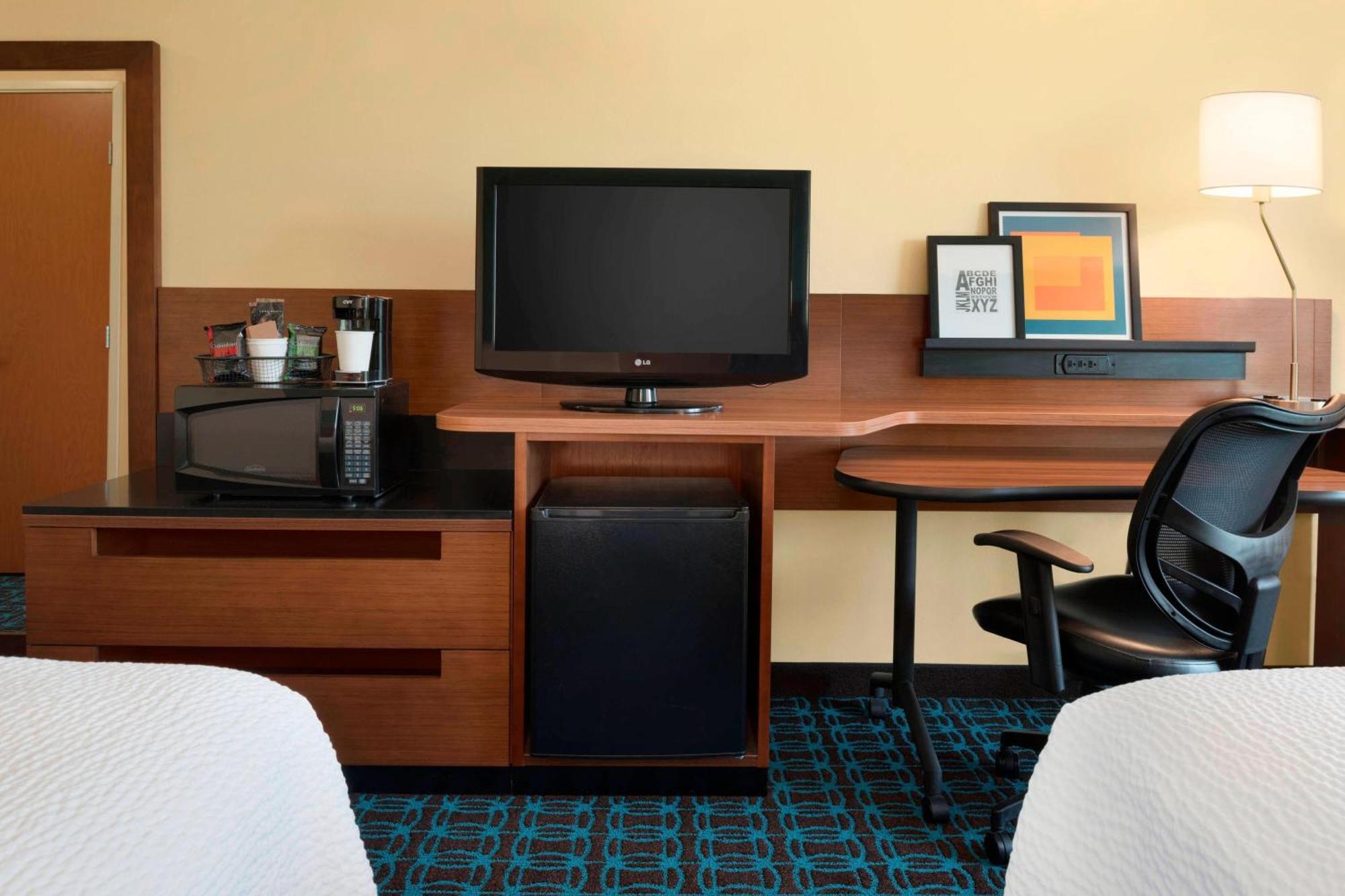 Fairfield Inn & Suites Hartford Manchester Exterior foto